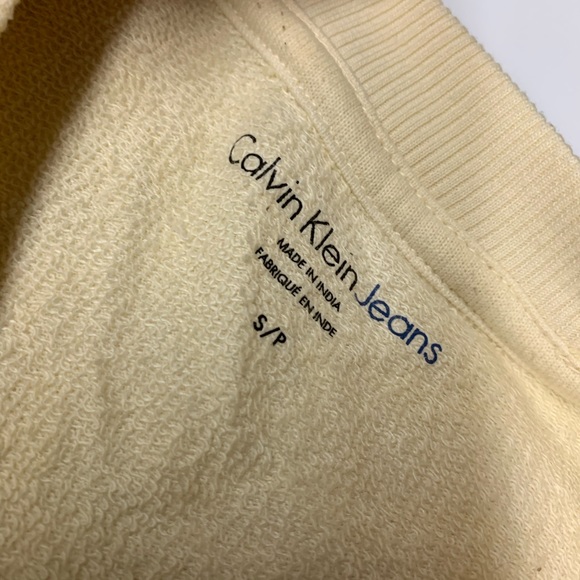 yellow calvin klein shirt - Picture 3 of 3